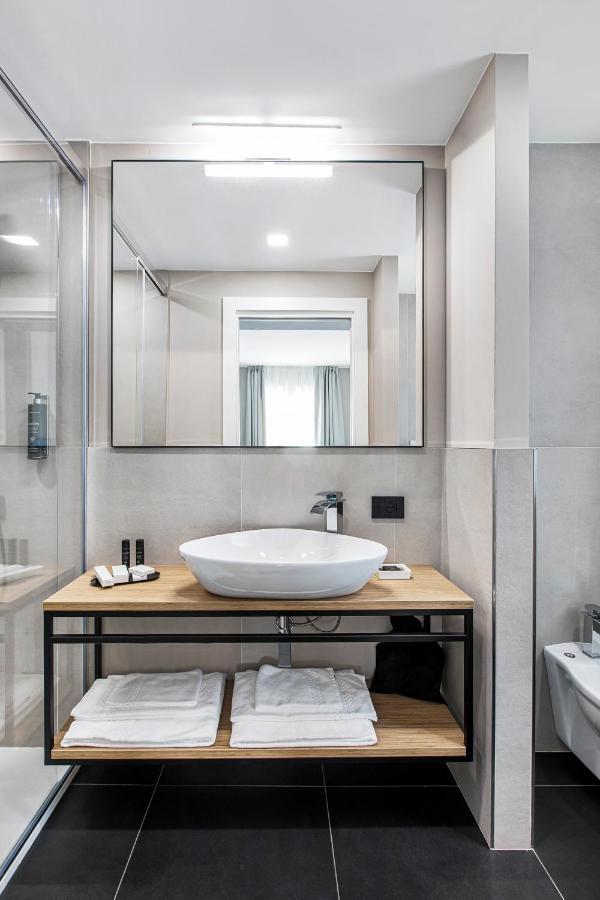 Reflection Boutique Hotels Toscolano Maderno Exterior photo